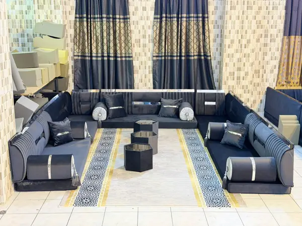 طقم مجلس كامل كحلي بخطوط ذهبية